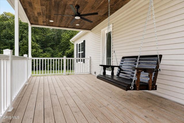 9485 Old State Line Road, Holland, OH 43528