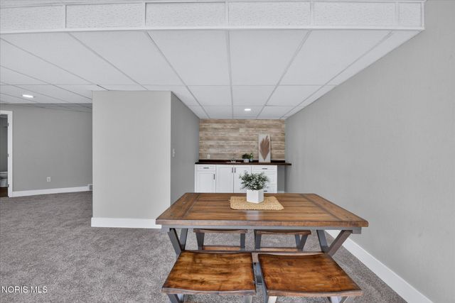 9485 Old State Line Road, Holland, OH 43528