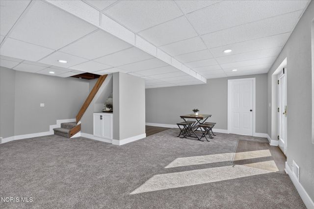 9485 Old State Line Road, Holland, OH 43528