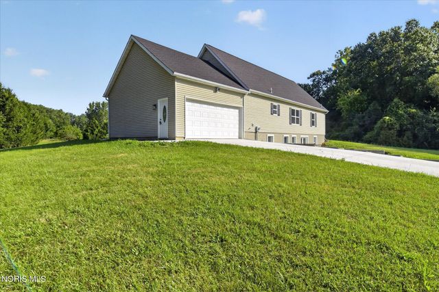 9485 Old State Line Road, Holland, OH 43528