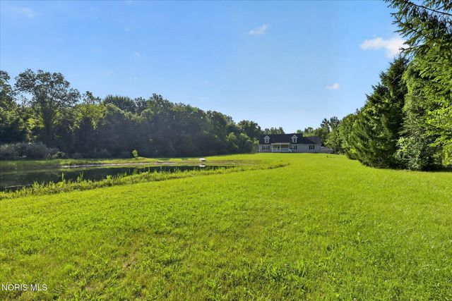 9485 Old State Line Road, Holland, OH 43528