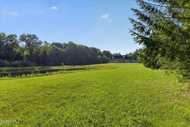 9485 Old State Line Road, Holland, OH 43528
