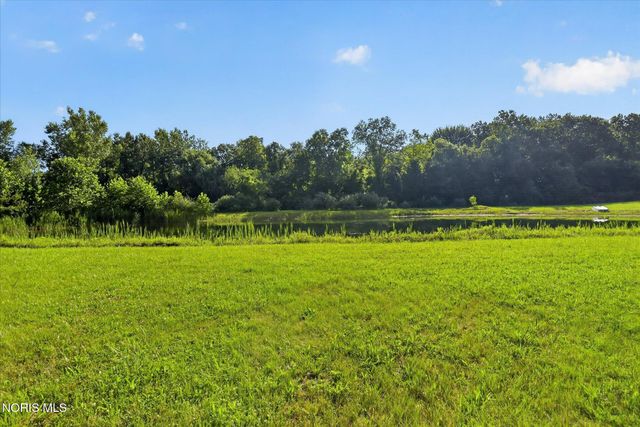 9485 Old State Line Road, Holland, OH 43528