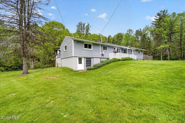 5671 Parkis Mills Road, Galway, NY 12074