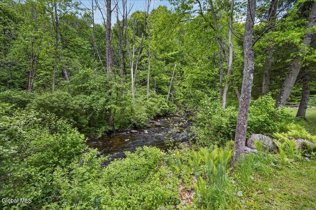 5671 Parkis Mills Road, Galway, NY 12074