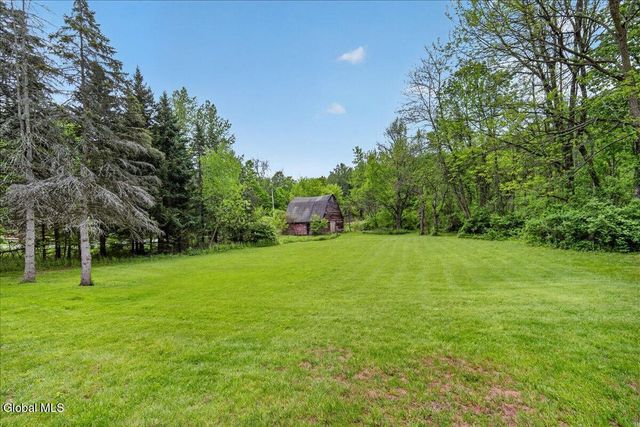 5671 Parkis Mills Road, Galway, NY 12074