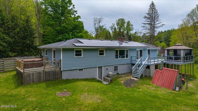 5671 Parkis Mills Road, Galway, NY 12074