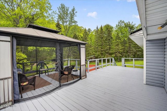 5671 Parkis Mills Road, Galway, NY 12074