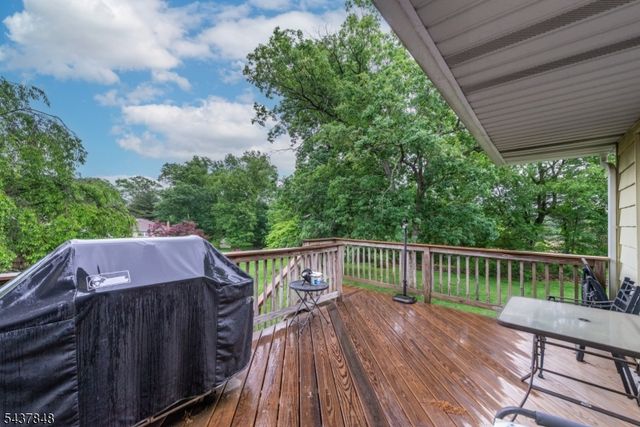 20 Manger Rd, West Orange Twp., NJ 07052