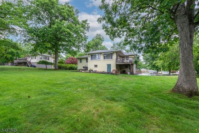 20 Manger Rd, West Orange Twp., NJ 07052