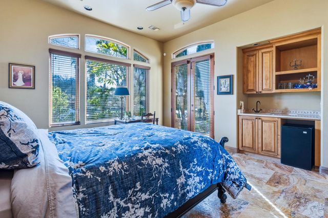 35 Overland Court, Palm Desert, CA 92260