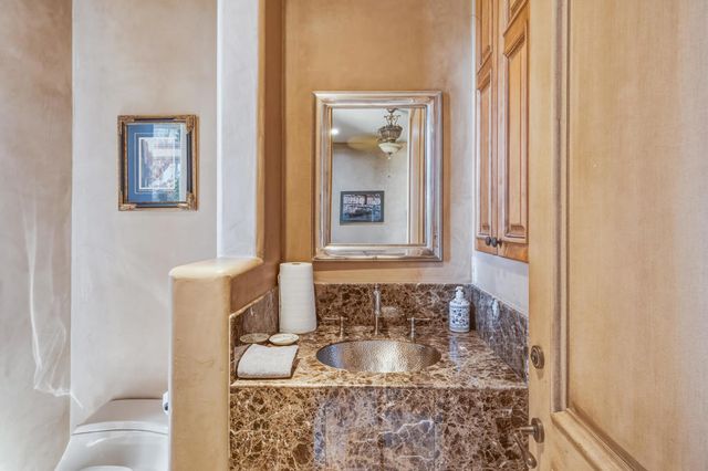 35 Overland Court, Palm Desert, CA 92260