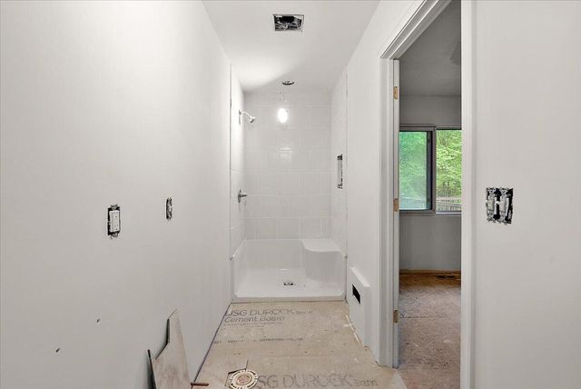 8945 Vergennes Street, Ada, MI 49301