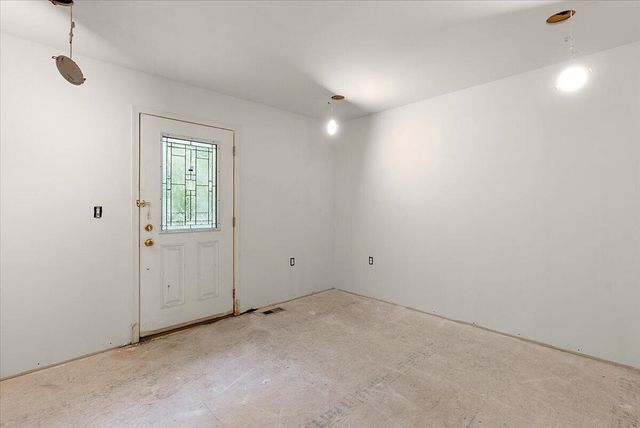 8945 Vergennes Street, Ada, MI 49301
