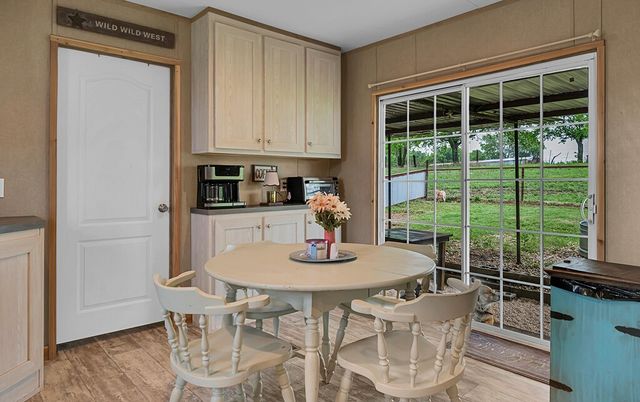 1200 Blue Cut Road N, Mcgregor, TX 76657