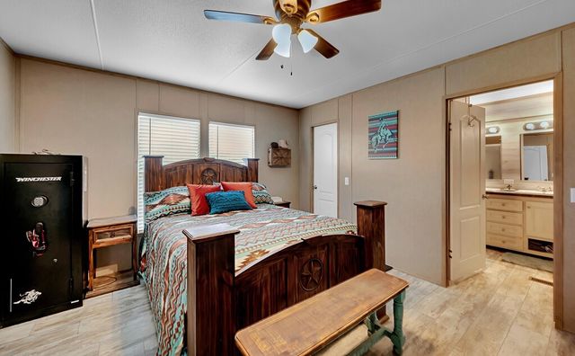 1200 Blue Cut Road N, Mcgregor, TX 76657