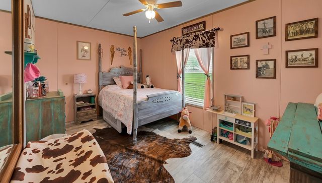 1200 Blue Cut Road N, Mcgregor, TX 76657