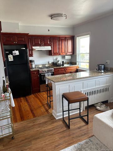 365 W Hudson Street 2, Long Beach, NY 11561