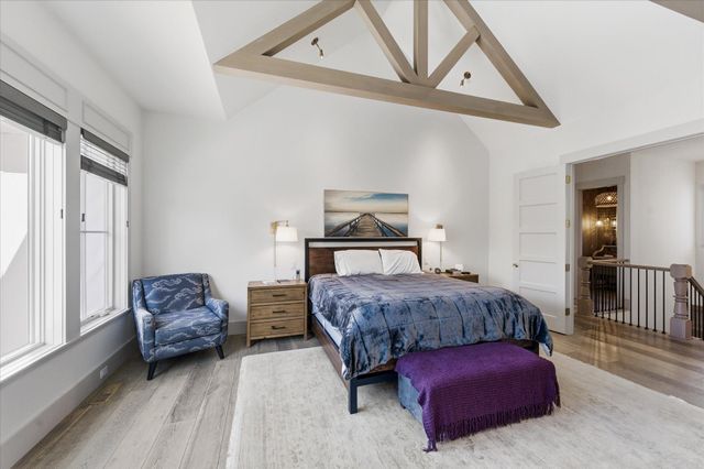 9810 Sky Lane, Eden Prairie, MN 55347