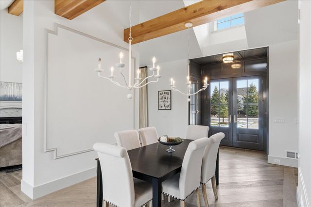 9810 Sky Lane, Eden Prairie, MN 55347