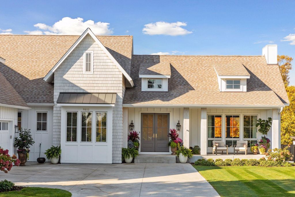 9810 Sky Lane, Eden Prairie, MN 55347 — photo 2