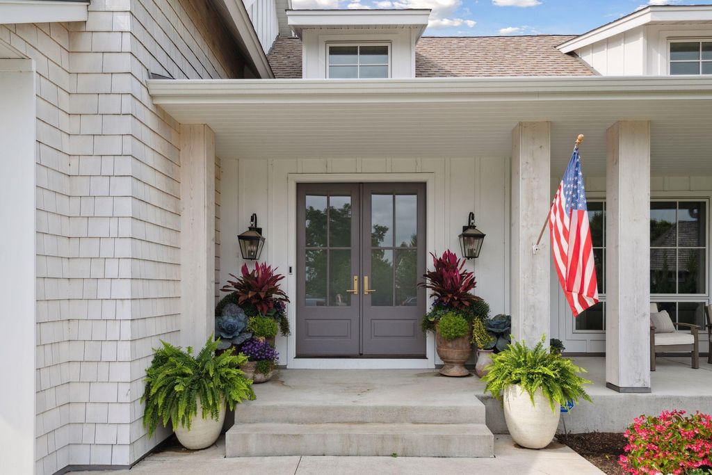 9810 Sky Lane, Eden Prairie, MN 55347 — photo 3