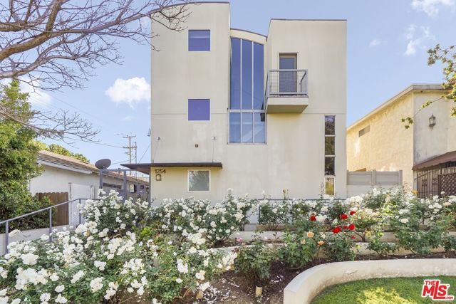 1254 24th Street 4, Santa Monica, CA 90404