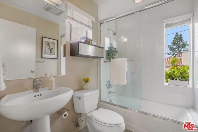 1254 24th Street 4, Santa Monica, CA 90404