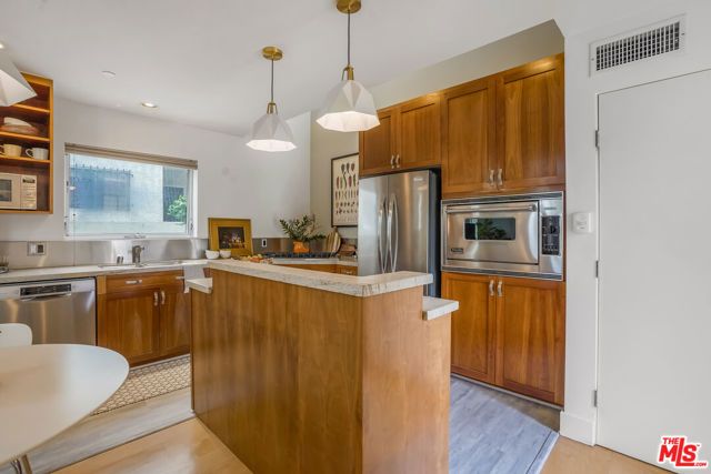 1254 24th Street 4, Santa Monica, CA 90404