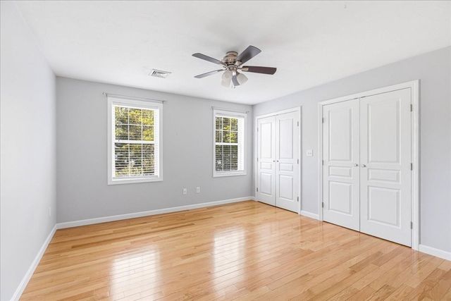 10 Jonathan Ln, Wareham, MA 02571