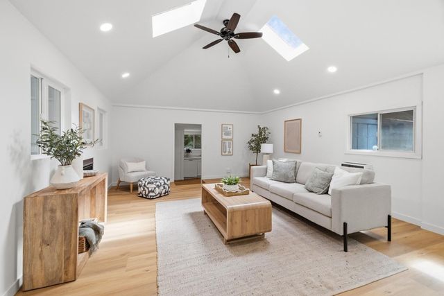 4 Glen Alpine Avenue, Mount Hermon, CA 95041