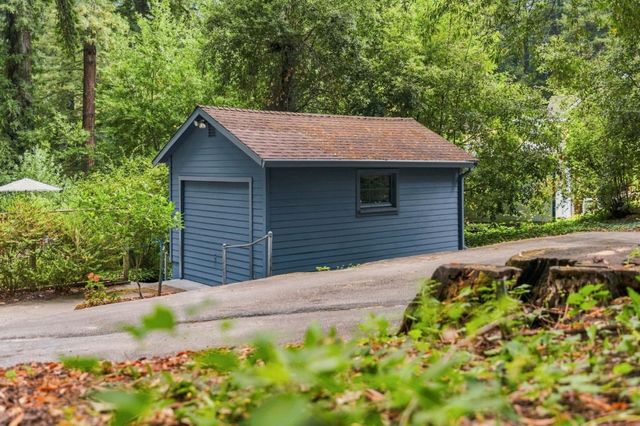 4 Glen Alpine Avenue, Mount Hermon, CA 95041