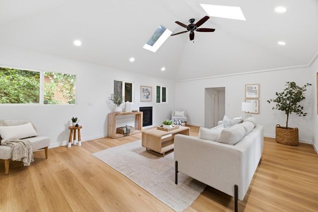 4 Glen Alpine Avenue, Mount Hermon, CA 95041