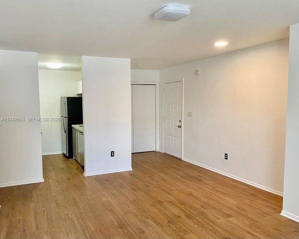 4421 W Mcnab Rd 20, Pompano Beach, FL 33069