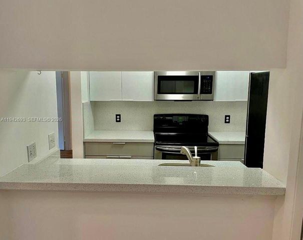 4421 W Mcnab Rd 20, Pompano Beach, FL 33069