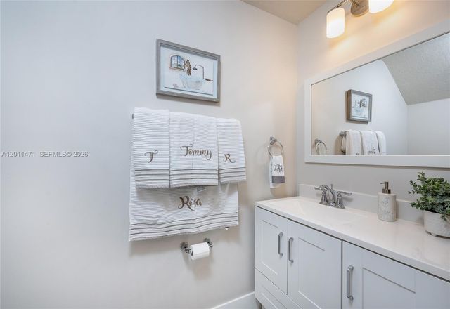 10876 SW 232nd Ter, Homestead, FL 33032