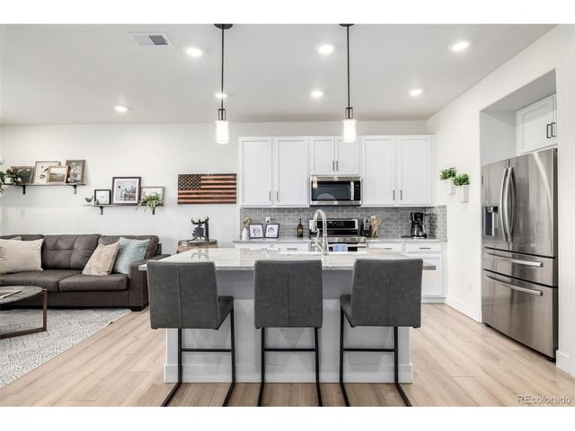 8863 Fraser River Loop, Littleton, CO 80125