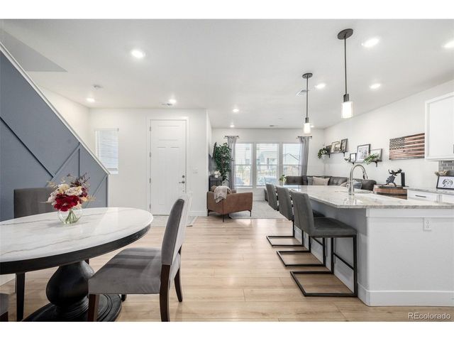 8863 Fraser River Loop, Littleton, CO 80125