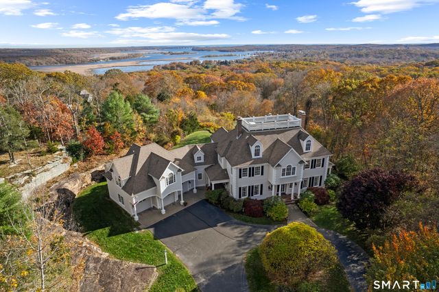 134 River Road, Essex, CT 06426