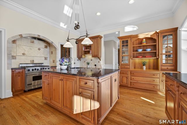 134 River Road, Essex, CT 06426