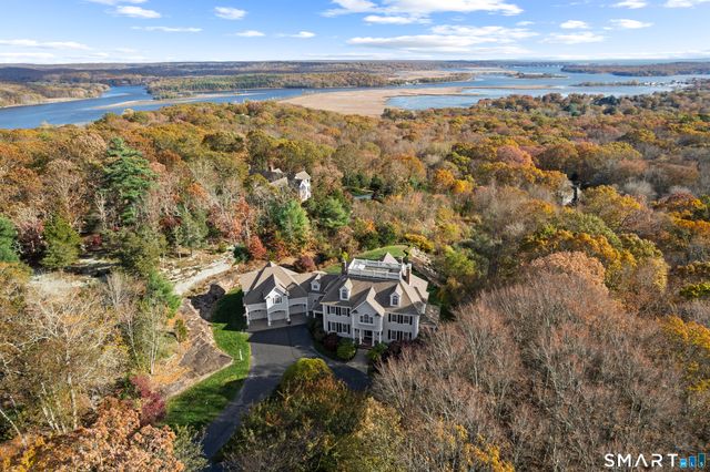 134 River Road, Essex, CT 06426