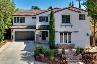955 Wild Iris Court, San Marcos, CA 92078