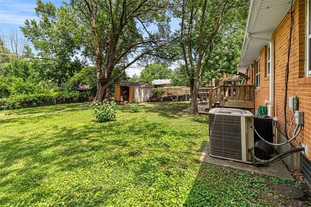 602 Pierson Street, Excelsior Springs, MO 64024