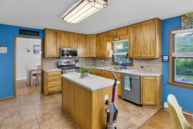 602 Pierson Street, Excelsior Springs, MO 64024