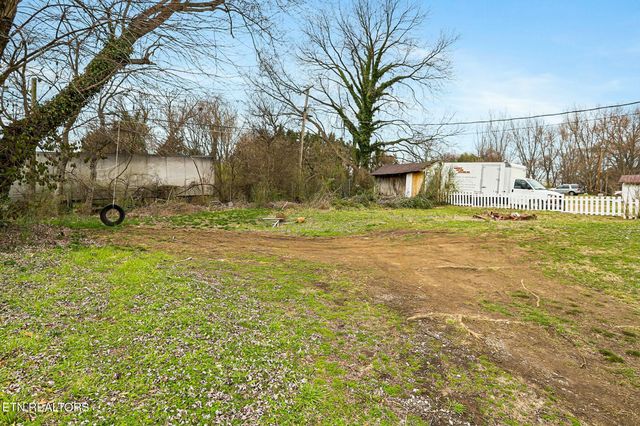 107 Woodlawn Drive, Knoxville, TN 37912