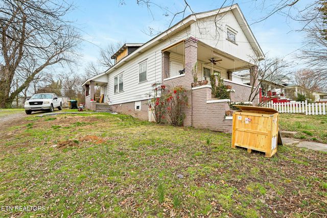 107 Woodlawn Drive, Knoxville, TN 37912