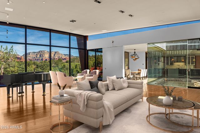 35 Garnet Hill Drive, Sedona, AZ 86336