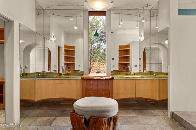 35 Garnet Hill Drive, Sedona, AZ 86336