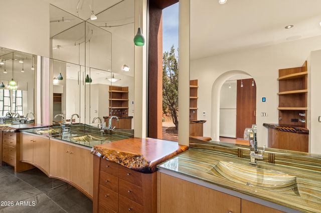 35 Garnet Hill Drive, Sedona, AZ 86336