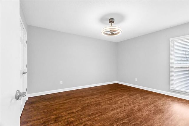 10239 Robinson Street, Overland Park, KS 66212